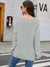 Load image into Gallery viewer, V-Neck Rib-Knit Top