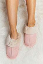 Load image into Gallery viewer, Melody Fluffy Indoor Slippers
