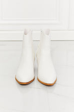 Load image into Gallery viewer, MMShoes Watertower Town Faux Leather Western Ankle Boots in White
