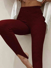 Load image into Gallery viewer, Ribbed Mid Waist Leggings
